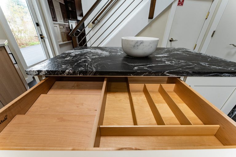 Milan Showroom Display 2 18